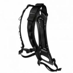 this-photo-shows-backpacker-without-anything-attached-left-side