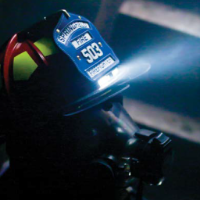 Traklite sur casque en fonction