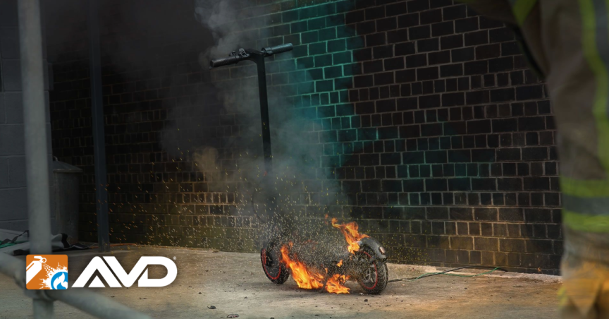 Couverture anti-feu d'AVD Fire pour contrôler les feux de batteries lithium-ion